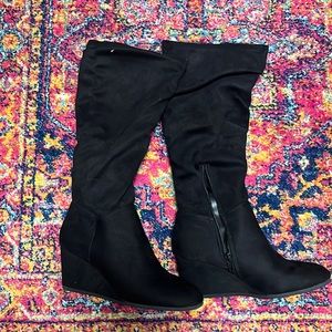 Kelly and Katie maverique wedge boot